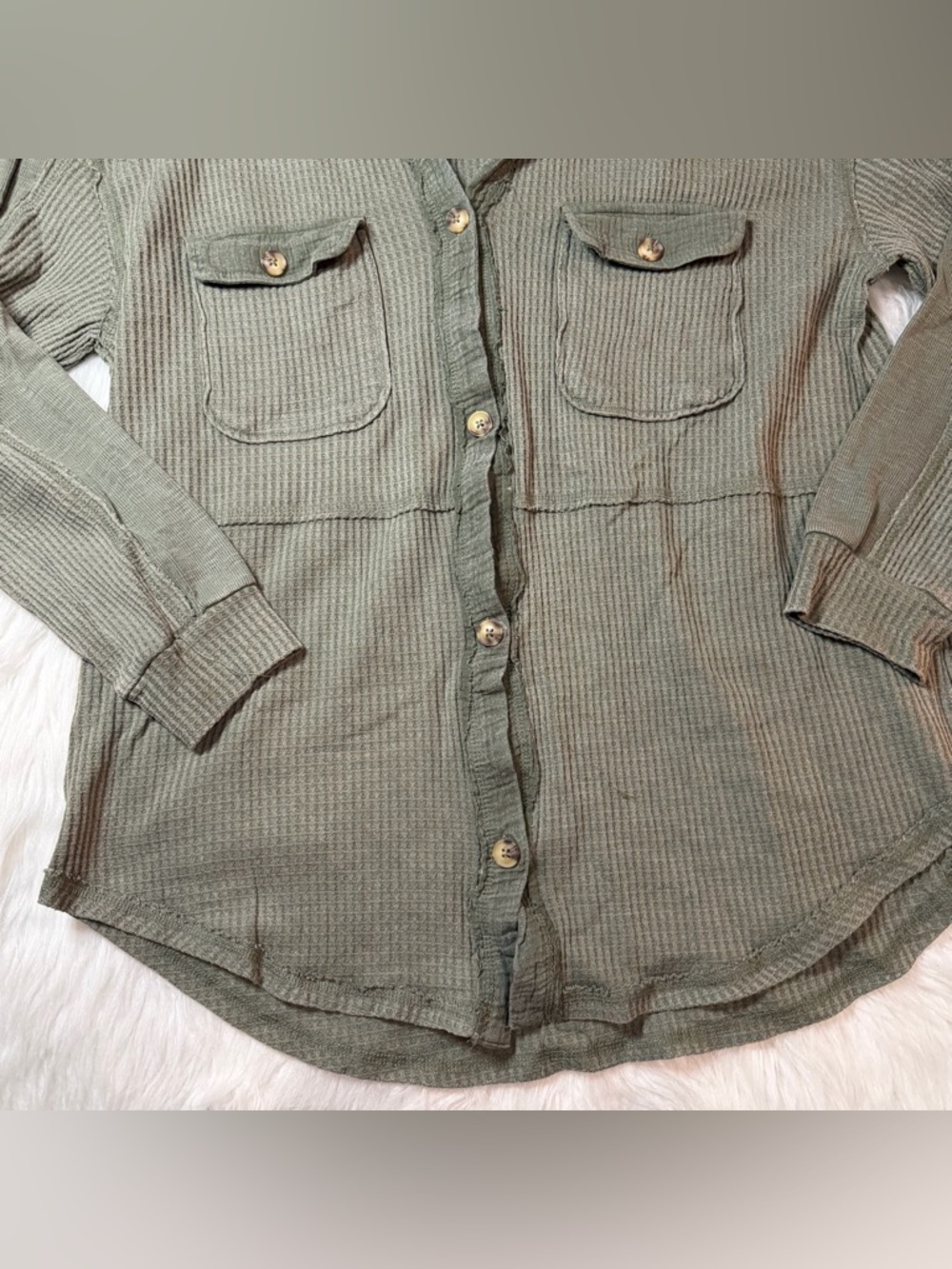 Rewind Button Front Knit Shacket Green XL - Picture 4 of 9